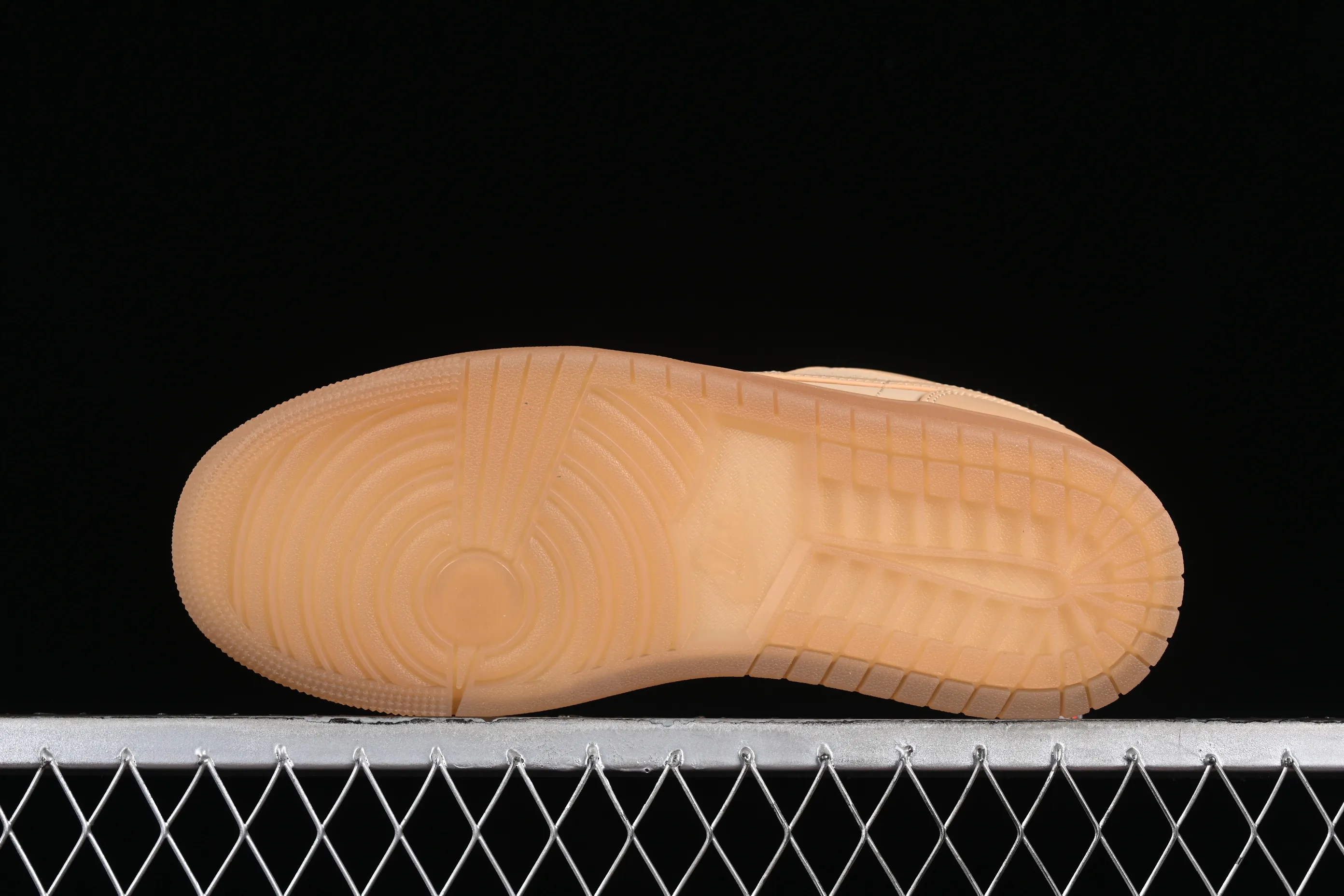 All categories Air Jordan Jordan series basketball shoes Air Jordan 1 Low Air Jordan 1 Low AJ1 Joe 1 raw rubber warm yellow low-top cultural basketball shoes FZ3972-294